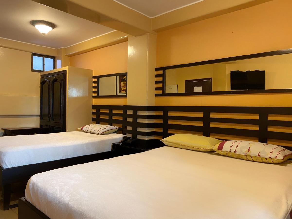 Hostal Montesa Гуаякиль Экстерьер фото